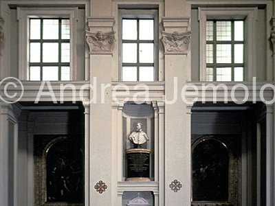 Palace of the Propagation of the Faith - chapel of the Biblical Magi Side wall | Andrea Jemolo