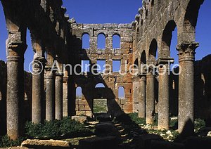 Church Aisle | Andrea Jemolo