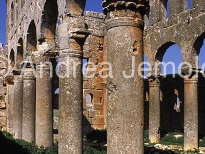 Church Aisle | Andrea Jemolo
