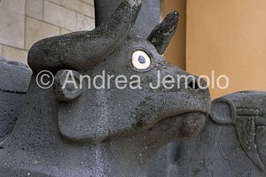 National museum Statues in black basalt from Tell Halaf - Detail | Andrea Jemolo