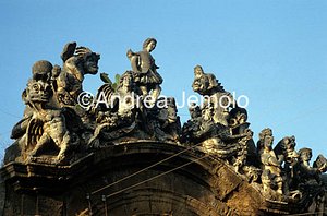 Villa Palagonia Monsters | Andrea Jemolo