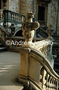Villa Palagonia Monsters | Andrea Jemolo