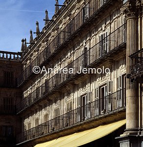 Plaza Mayor Window | Andrea Jemolo