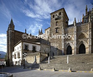 Real Monasterio Façade | Andrea Jemolo