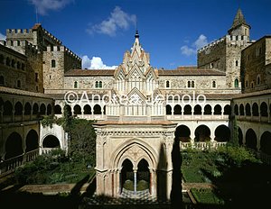Real Monasterio Cloister | Andrea Jemolo
