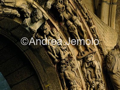 Cattedrale di San Giacomo di Compostela - Portico della Gloria Mostri dell'Inferno | Andrea Jemolo