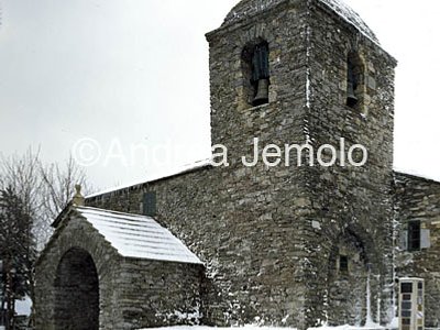 Church Santa Maria la Real General view | Andrea Jemolo