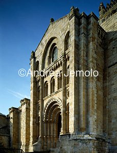 Cathedral Façade | Andrea Jemolo