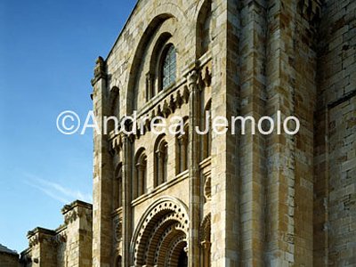 Cathedral Façade | Andrea Jemolo