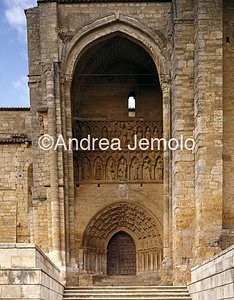 Santa Maria la Blanca Portal | Andrea Jemolo