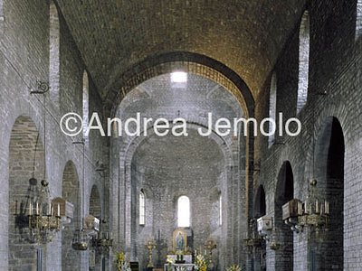 Monastery of Santa Maria de Ripoll Interior | Andrea Jemolo