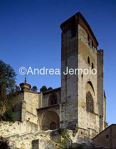 San Pedro de la Rua Exterior | Andrea Jemolo