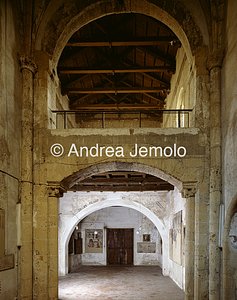 Santa Chiara Interior toward the women's gallery | Andrea Jemolo