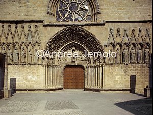 Iglesia de Santa María la Real Portal | Andrea Jemolo