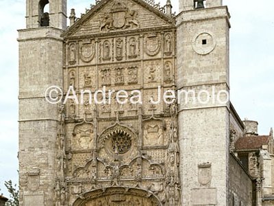 Iglesia conventual de San Pablo Façade | Andrea Jemolo