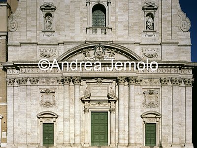 Oratory of Filippini and Saint Mary of Vallicella Façade - Detail | Andrea Jemolo