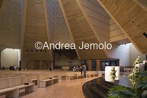 Church of the Holy Face Inside | Andrea Jemolo