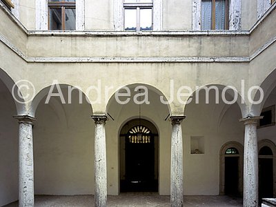 Palace Contucci Del Monte Courtyard | Andrea Jemolo