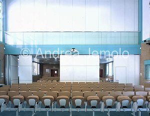 Università nell' ex ospedale psichiatrico Multifunctional Hall | Andrea Jemolo