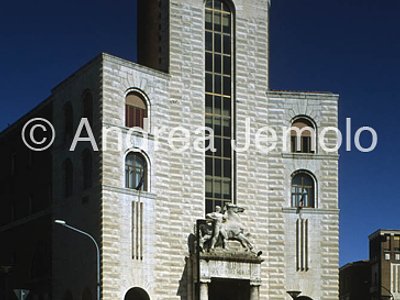 Post Office building  | Andrea Jemolo