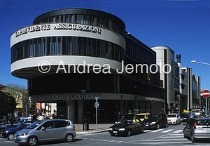 Building Prospect on the square | Andrea Jemolo