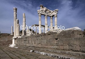 Acropolis - Temple of Trajan  | Andrea Jemolo