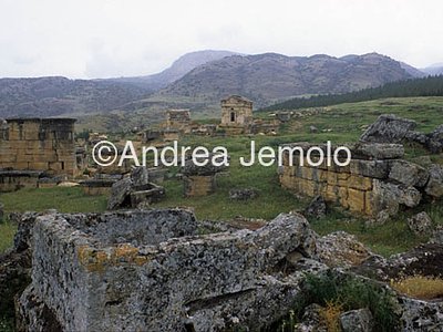 Necropoli  | Andrea Jemolo