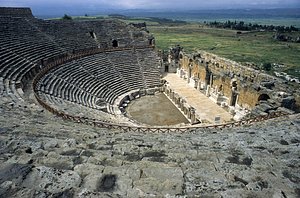 Theatre  | Andrea Jemolo