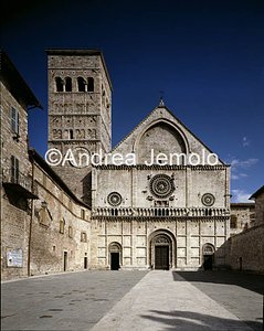 St. Ruffino Façade | Andrea Jemolo