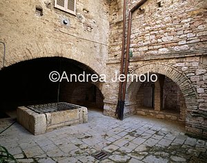 St. Ruffino Cloister | Andrea Jemolo