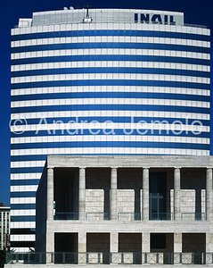 Skyscraper of IBM South side with Palace of the Archive - Detail | Andrea Jemolo