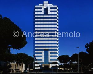 Skyscraper of IBM Façade | Andrea Jemolo