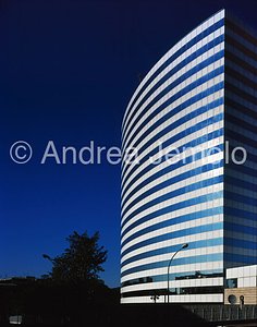 Skyscraper of IBM From East | Andrea Jemolo
