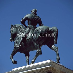 Monument at Bartolomeo Colleoni  | Andrea Jemolo