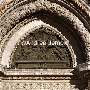 Sts. Giovanni e Paolo Groin of the portal | Andrea Jemolo