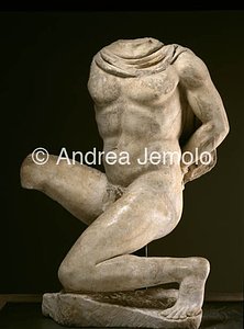 Musée archéologique départementa Captive Galoise | Andrea Jemolo