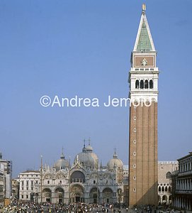 Basilica of St. Marco General view | Andrea Jemolo