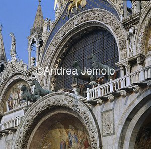 Basilica of St. Marco Loggia with Horses | Andrea Jemolo