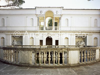 Villa Giulia Nymphaeum - frontal | Andrea Jemolo