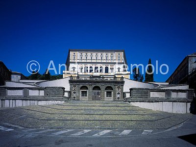 Palazzo Farnese Visione di insieme | Andrea Jemolo