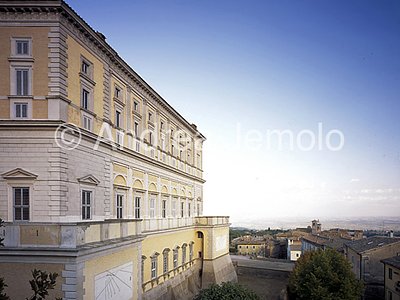 Palazzo Farnese Lato ovest con paesaggio | Andrea Jemolo