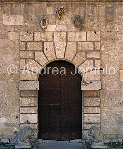 The Castellina Portal | Andrea Jemolo