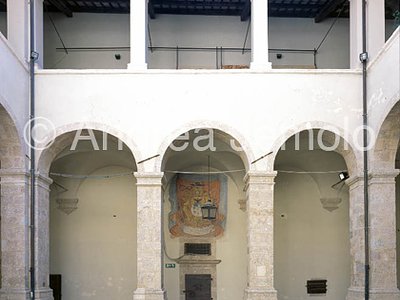 La Castellina Cortile | Andrea Jemolo