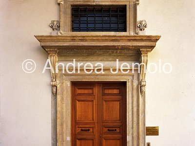 Palazzo della Cancelleria Portale piano nobile | Andrea Jemolo
