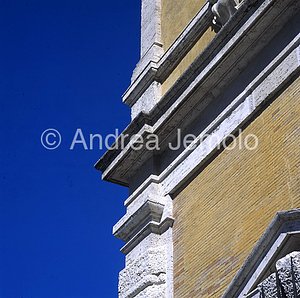 Villa Giulia Façade of the trabeation | Andrea Jemolo