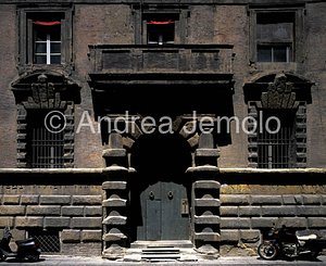 Bocchi palace Portal | Andrea Jemolo