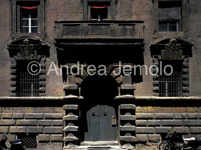 Palazzo Bocchi Portale | Andrea Jemolo