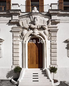 Portal of the garden of Palace Zuccari - Hertzian Library The new entrance from the "Portale del Mascherone" of Palazzo Zuccari on via Gregoriana | Andrea Jemolo