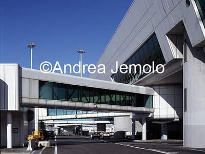 International airport Satellite west | Andrea Jemolo