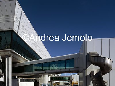 International airport Satellite west | Andrea Jemolo